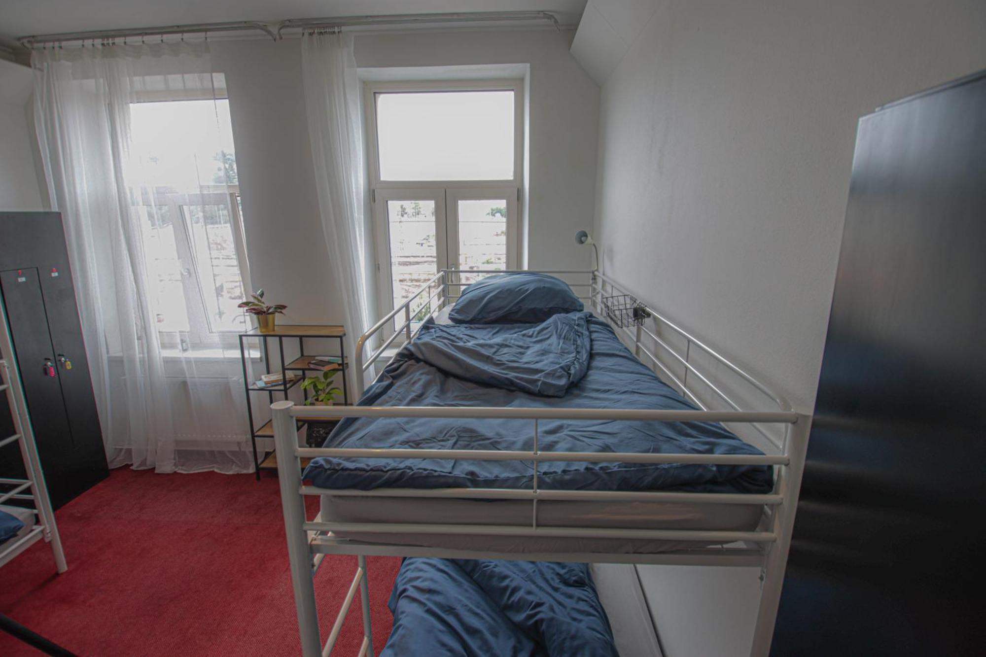 In Hostel Прага Екстер'єр фото